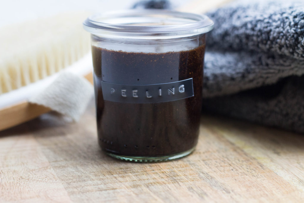 DIY Peeling mit Kaffee und Kokosöl - Marsmaedchen